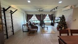 Blk 428B Floral Spring @ Yishun (Yishun), HDB 5 Rooms #514264271